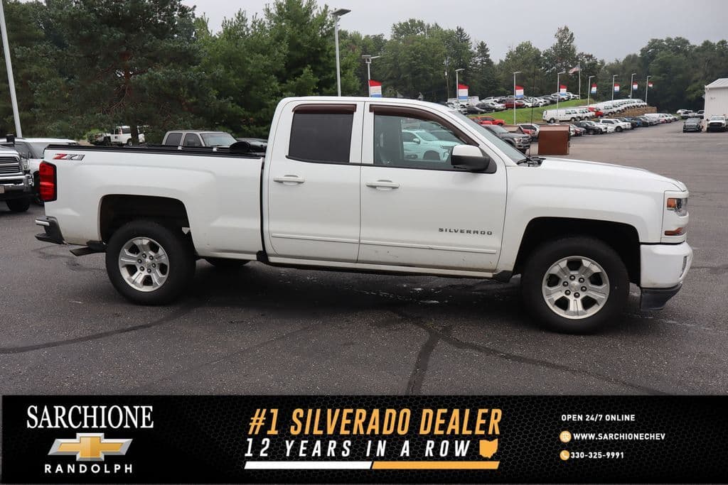 2019 Chevrolet Silverado 1500 LD LT — photo 1 of 4