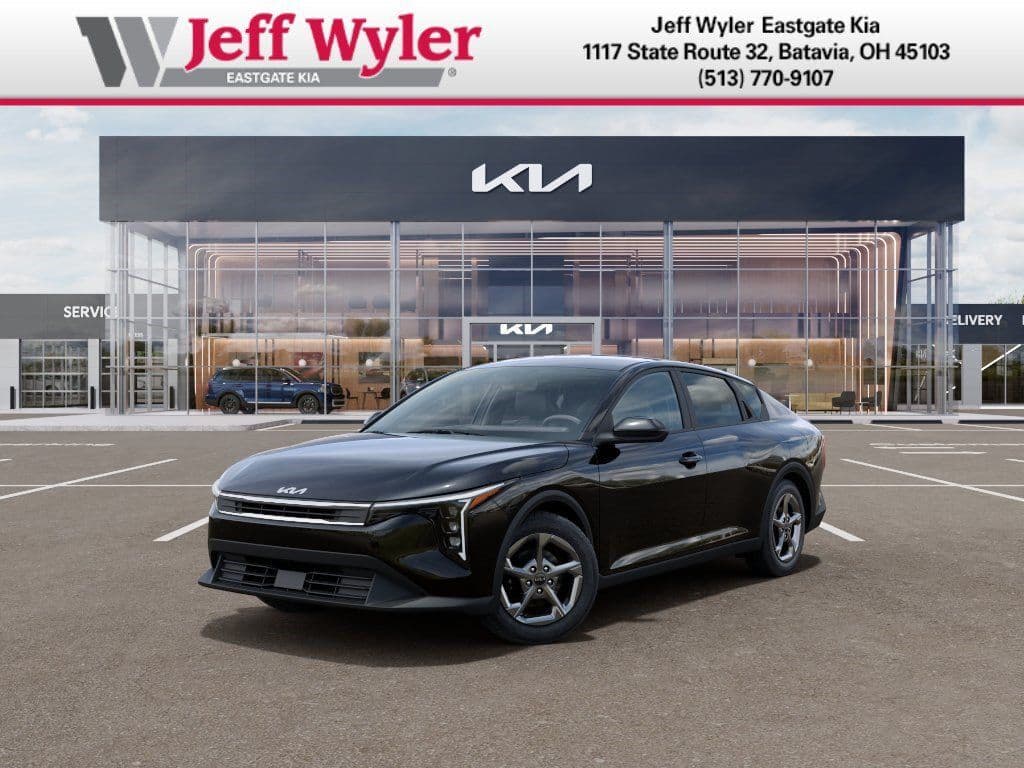 2026 Kia K4 LXS — photo 1 of 27