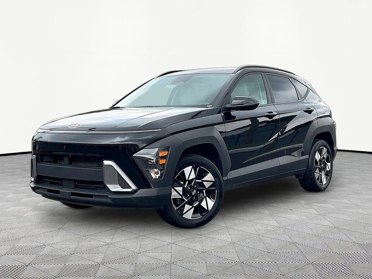 2025 Hyundai Kona SEL — photo 1 of 32