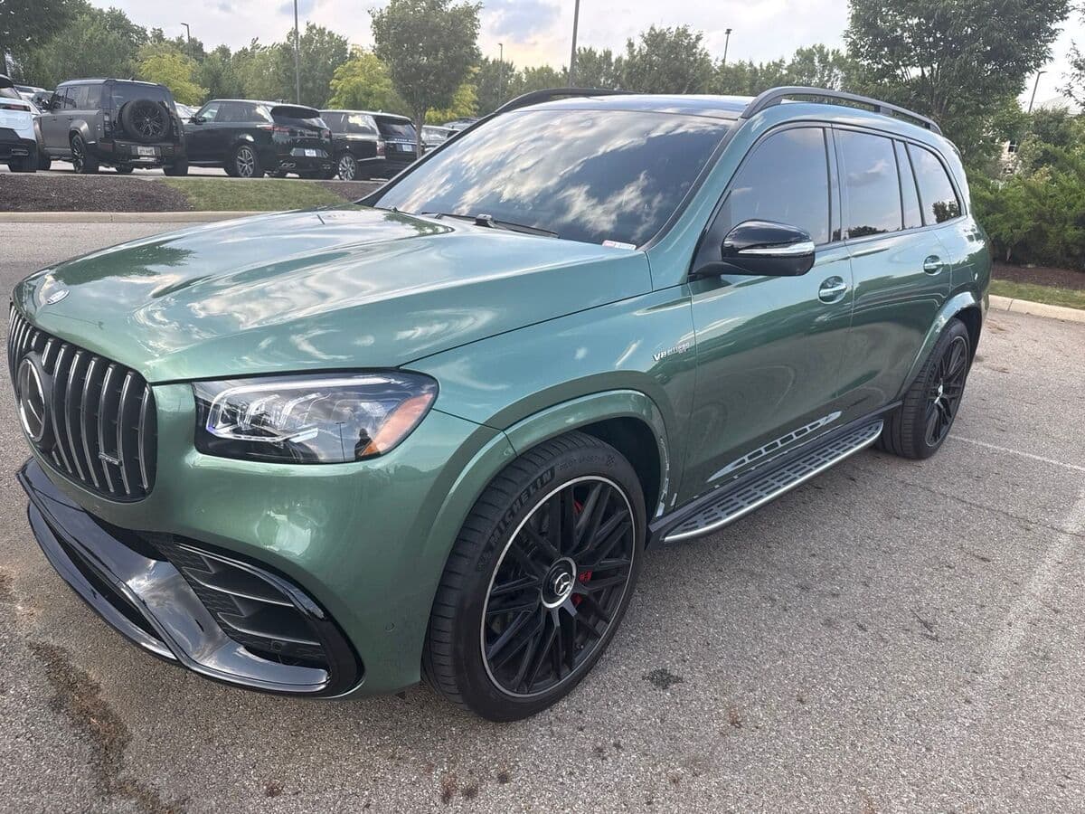 2026 Mercedes-Benz GLS AMG GLS 63 — photo 1 of 8