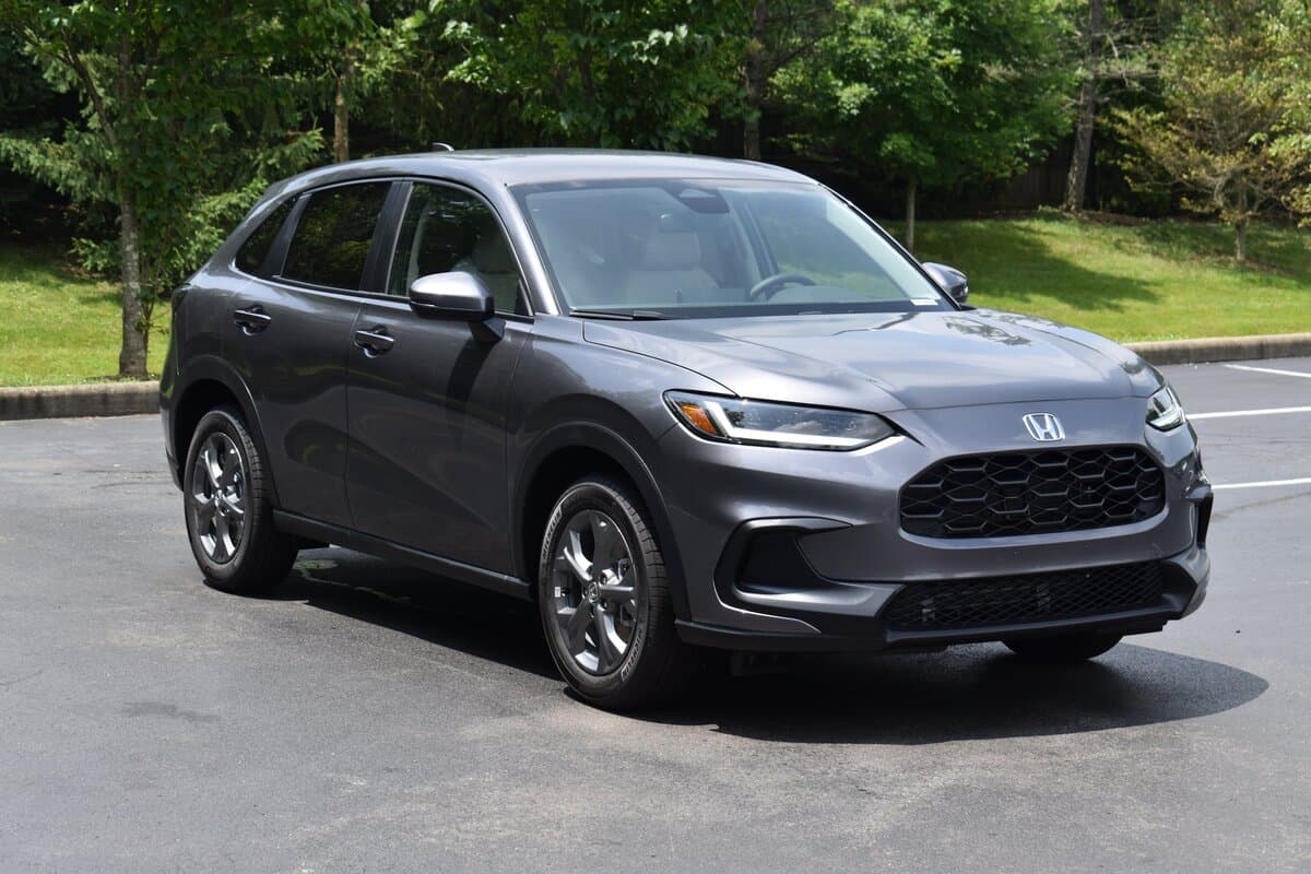 2027 Honda HR-V LX — photo 1 of 22