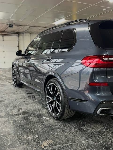 2019 BMW X7 xDrive40i — photo 1 of 3