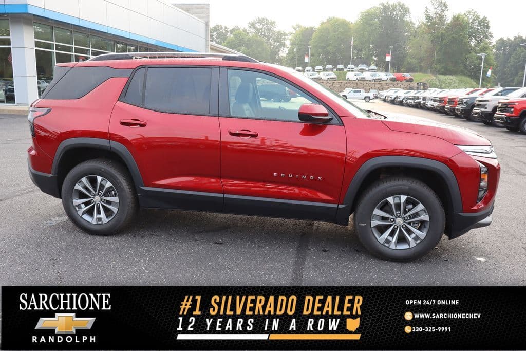 2027 Chevrolet Equinox LT — photo 1 of 34