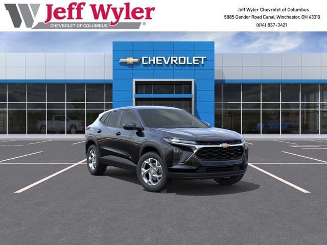 2026 Chevrolet Trax LS — photo 1 of 24