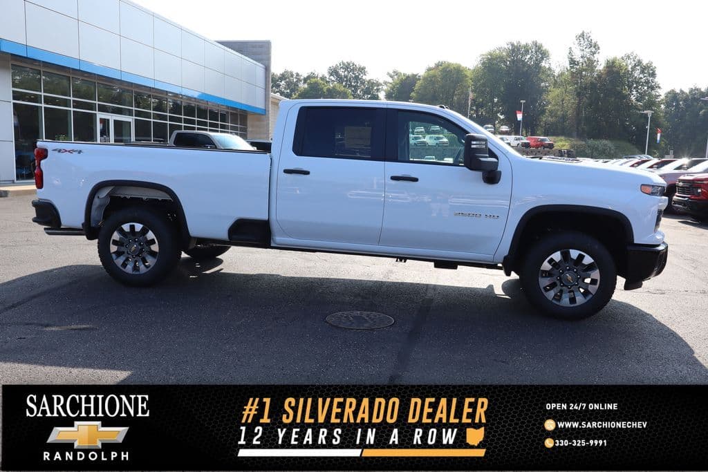 2026 Chevrolet Silverado 2500HD Custom — photo 1 of 25