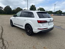 Extra Photo