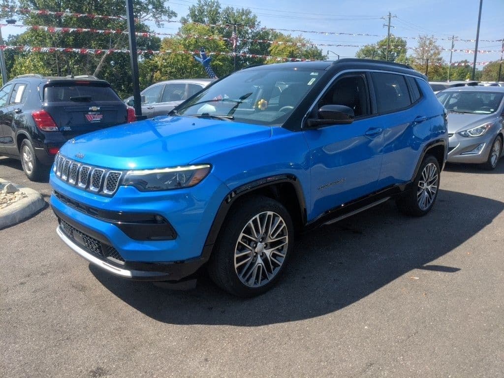 2023 Jeep Compass Limited — photo 1 of 24