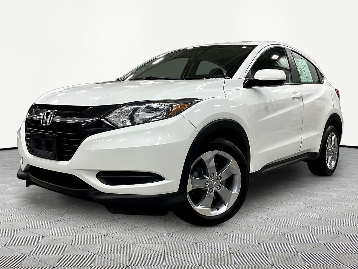 2017 Honda HR-V LX — photo 1 of 37