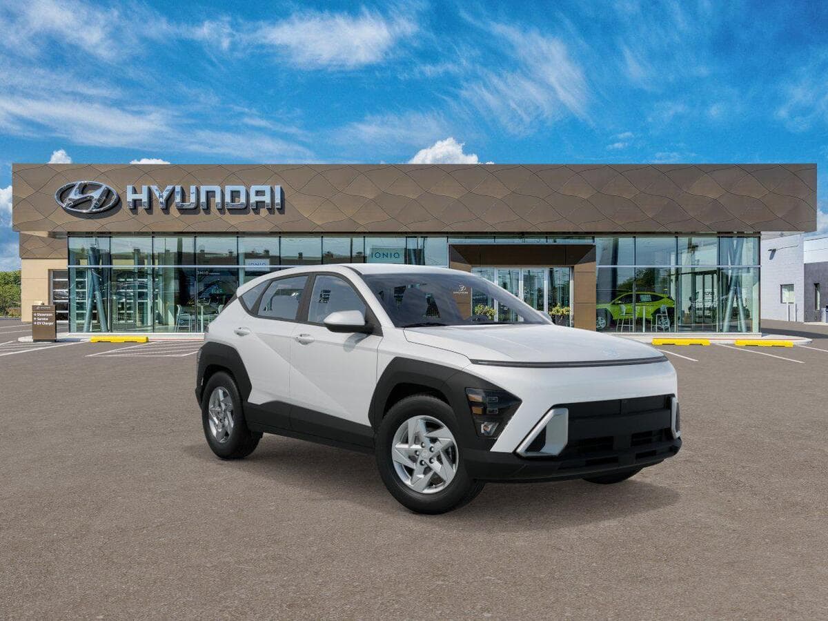 2027 Hyundai Kona Base — photo 1 of 16
