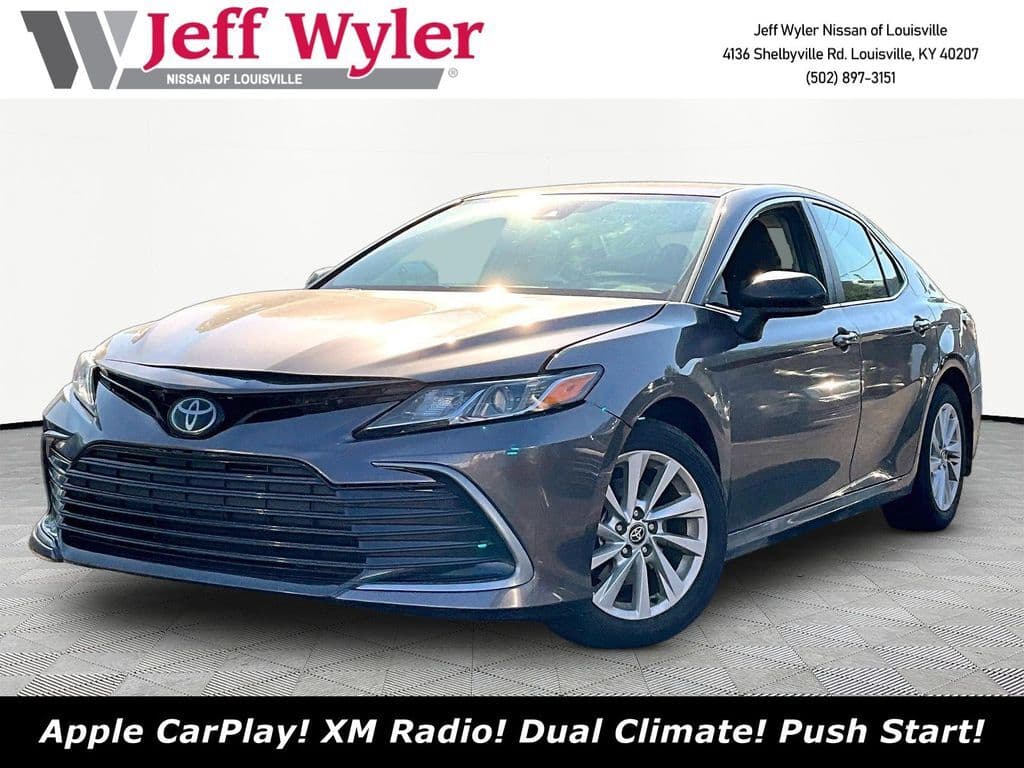 2024 Toyota Camry LE — photo 1 of 6