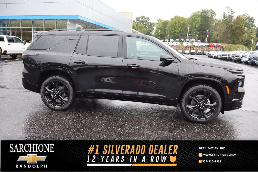 2027 Chevrolet Traverse AWD RS — photo 1 of 37