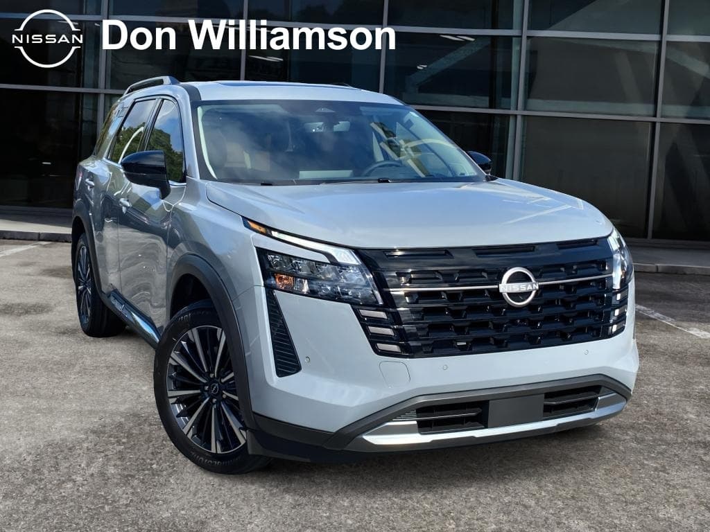 2026 Nissan Pathfinder Platinum — photo 1 of 33