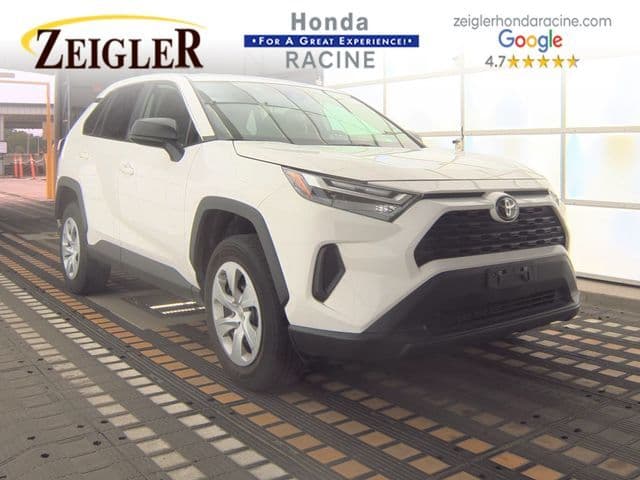 2025 Toyota RAV4 LE — photo 1 of 22