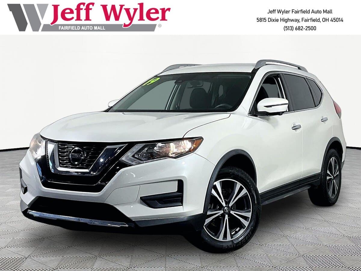 2019 Nissan Rogue SV — photo 1 of 37