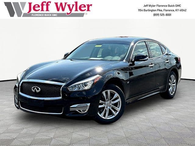 2017 INFINITI Q70 Base — photo 1 of 33