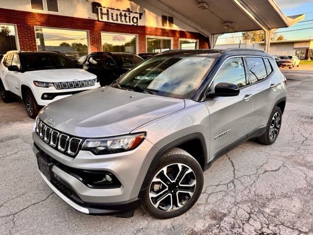 2023 Jeep Compass Limited — photo 1 of 16