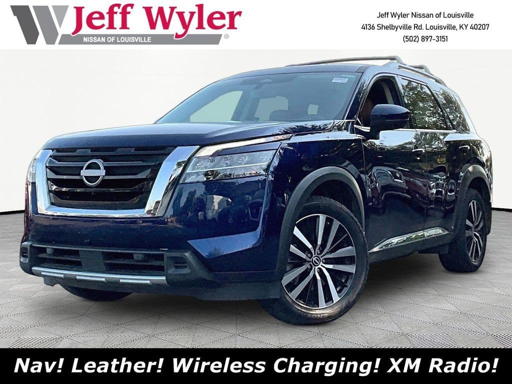 2024 Nissan Pathfinder Platinum — photo 1 of 6