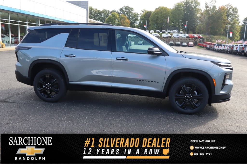 2027 Chevrolet Traverse AWD LT — photo 1 of 36