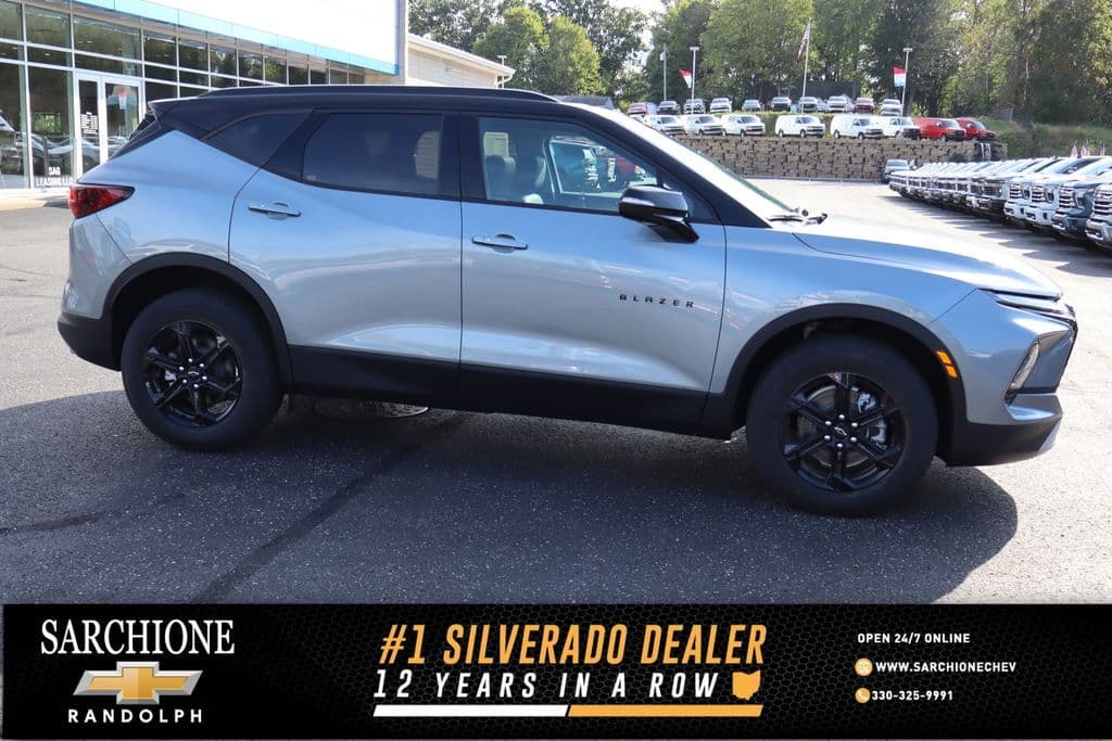 2026 Chevrolet Blazer LT — photo 1 of 37