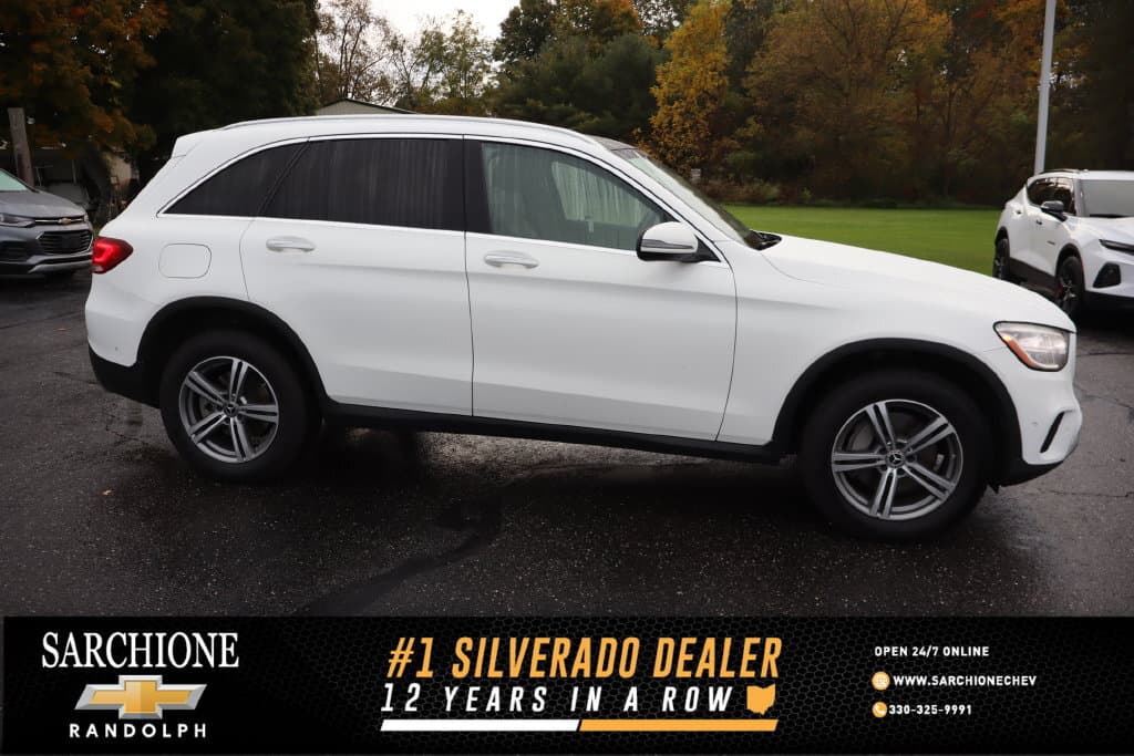 2022 Mercedes-Benz GLC GLC 300 — photo 1 of 3