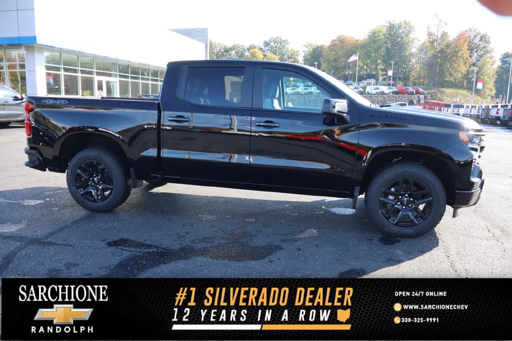 2026 Chevrolet Silverado 1500 RST — photo 1 of 32
