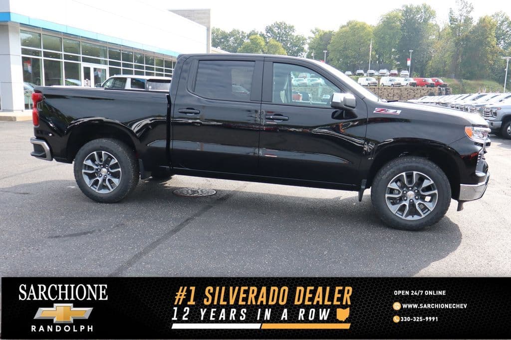 2026 Chevrolet Silverado 1500 LT — photo 1 of 29