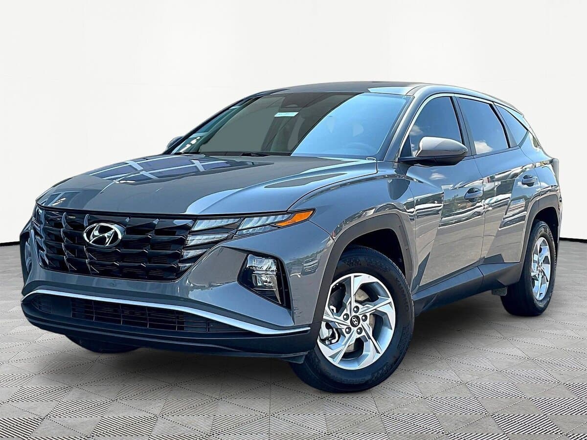 2024 Hyundai Tucson SE — photo 1 of 31