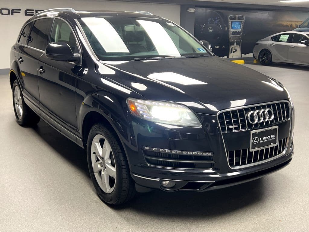 2015 Audi Q7 Base — photo 1 of 42