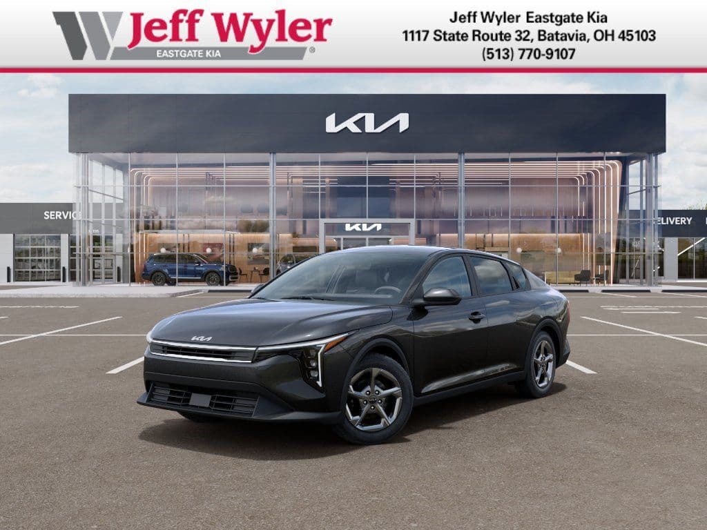 2026 Kia K4 LXS — photo 1 of 27