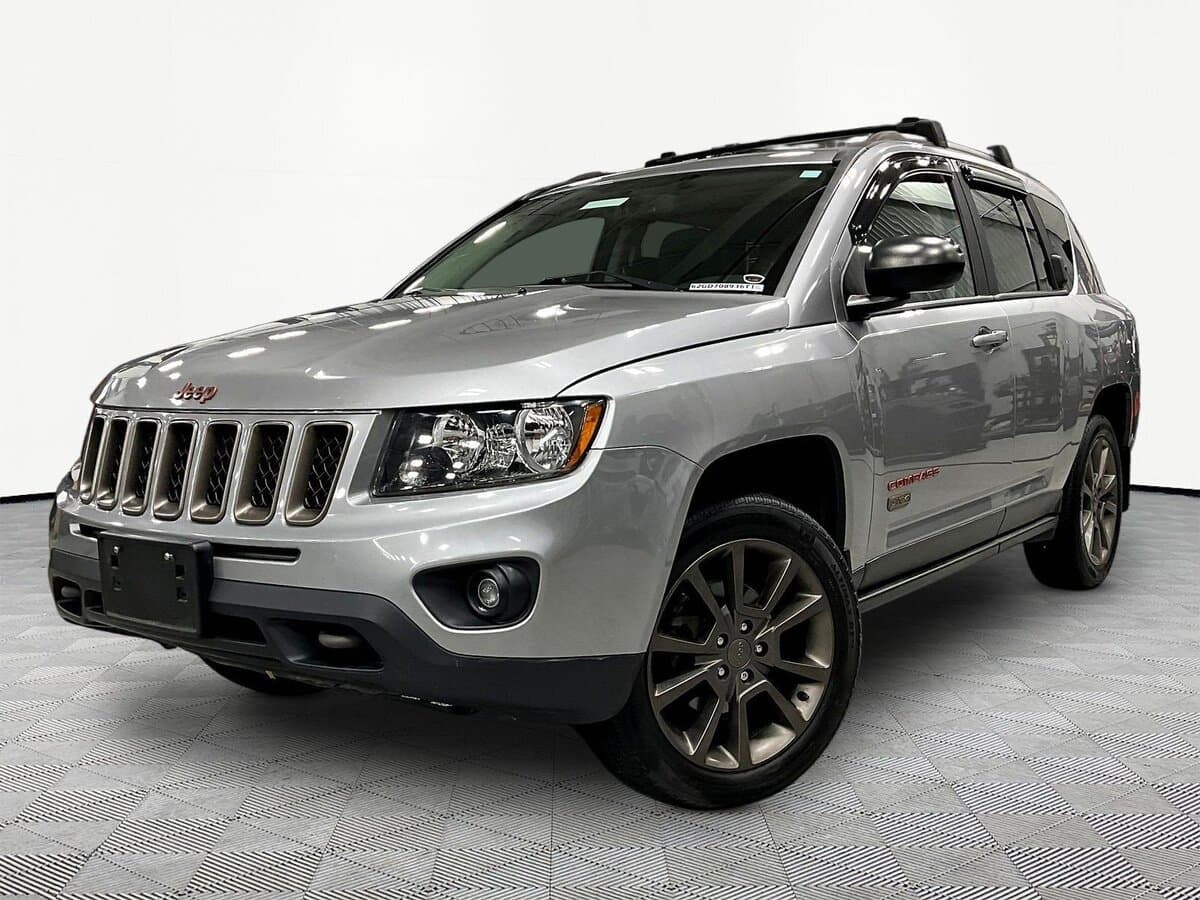 2016 Jeep Compass Sport — photo 1 of 37