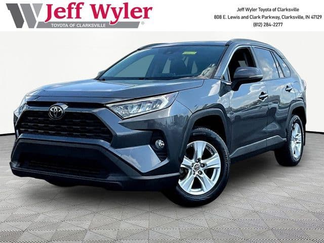 2019 Toyota RAV4 XLE — photo 1 of 20