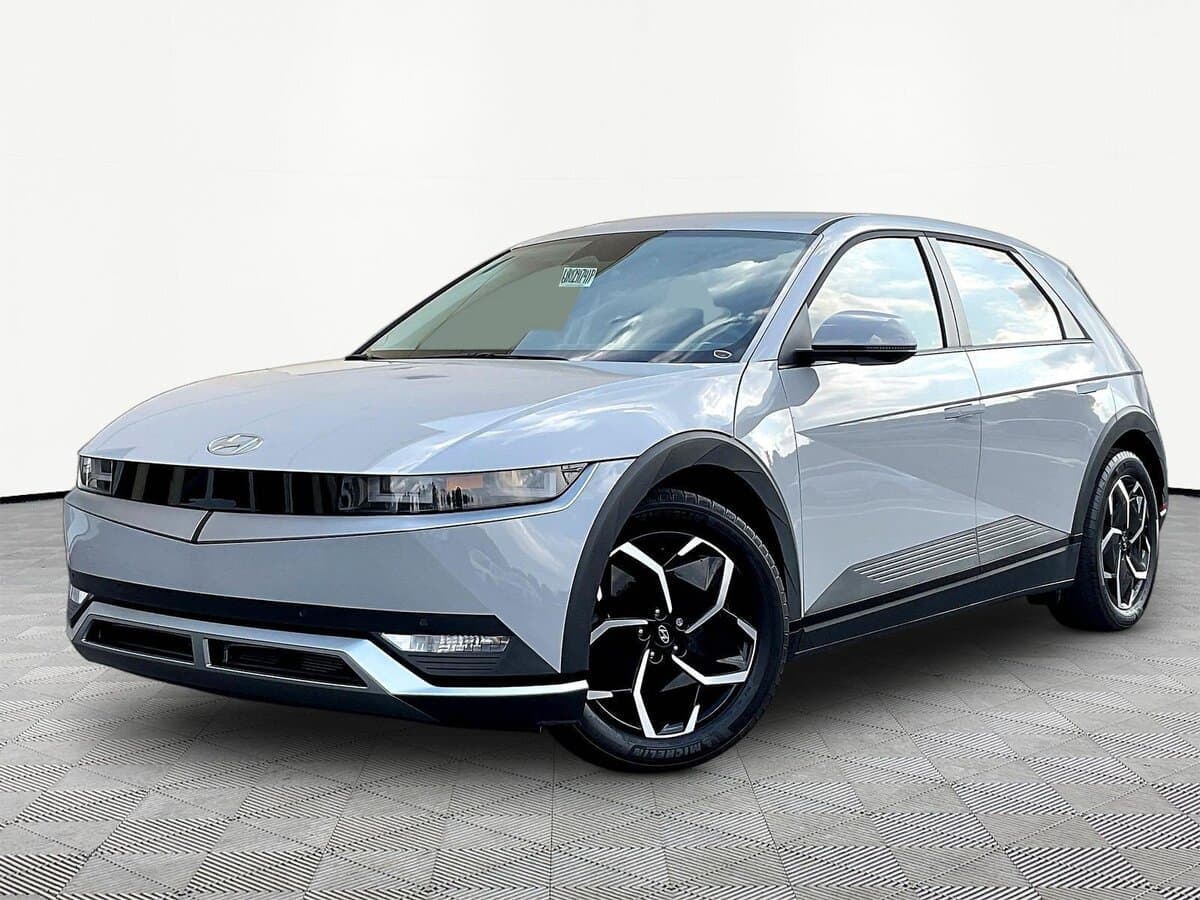 2024 Hyundai IONIQ 5 SEL — photo 1 of 33