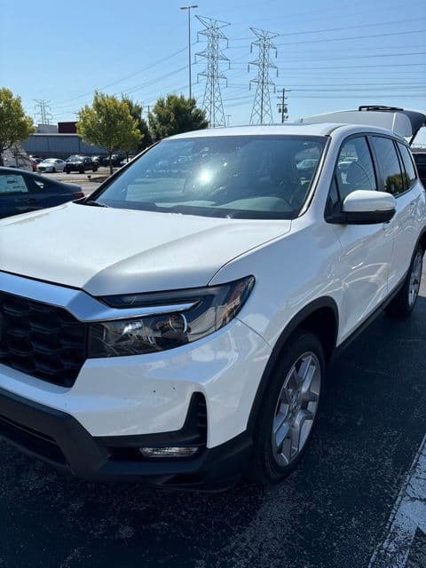 2024 Honda Passport EX-L — photo 1 of 10