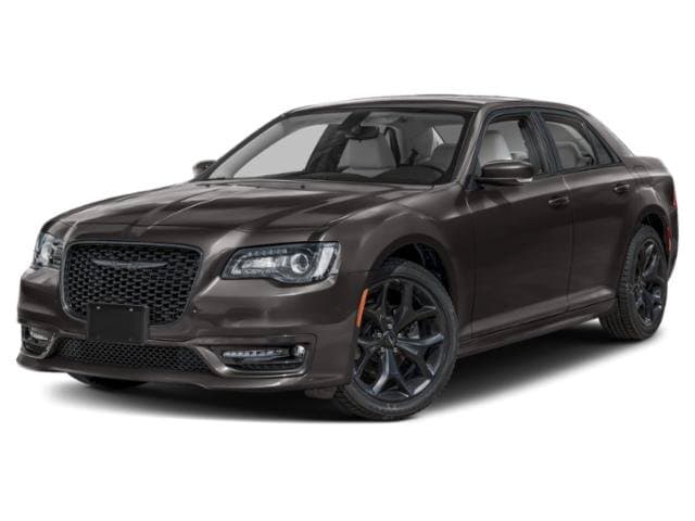 2023 Chrysler 300 Touring — photo 1 of 18