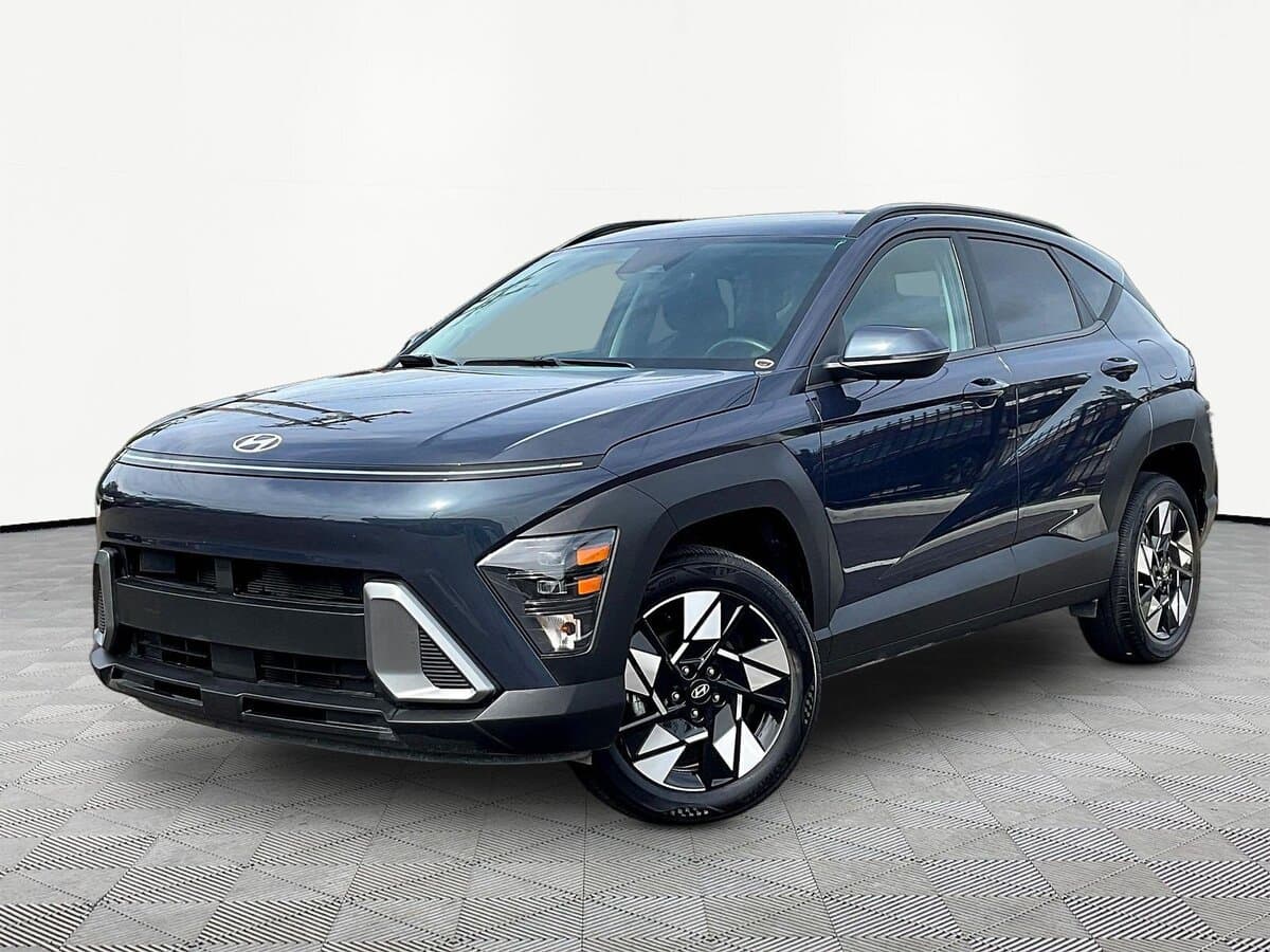 2025 Hyundai Kona SEL — photo 1 of 33