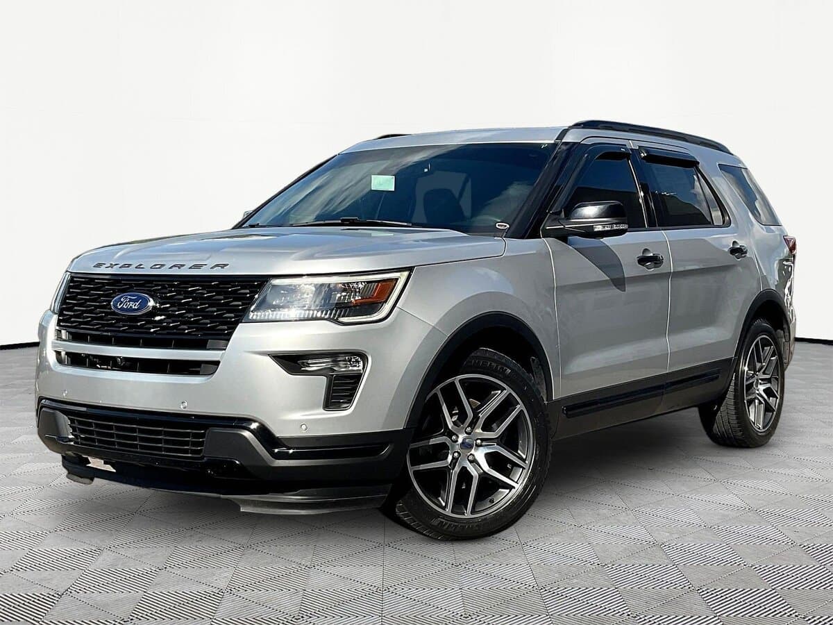 2018 Ford Explorer Sport — photo 1 of 33