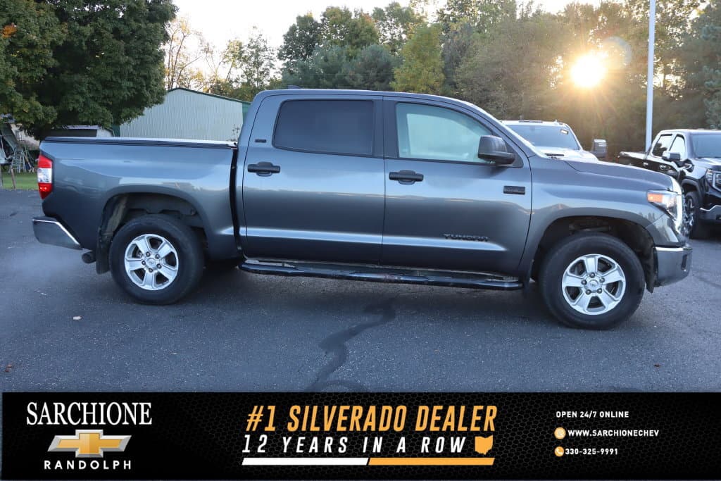 2020 Toyota Tundra 4WD SR5 — photo 1 of 4