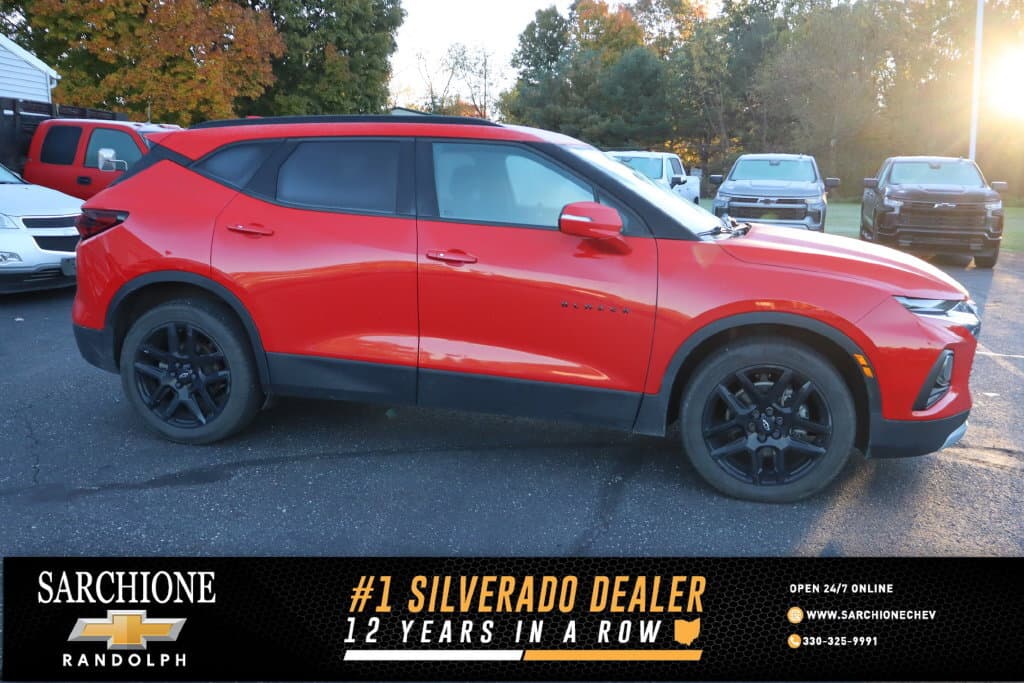 2021 Chevrolet Blazer LT — photo 1 of 4