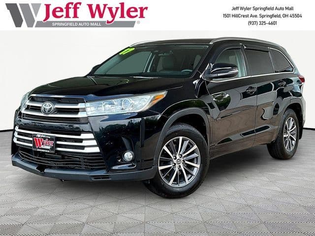 2017 Toyota Highlander XLE — photo 1 of 32