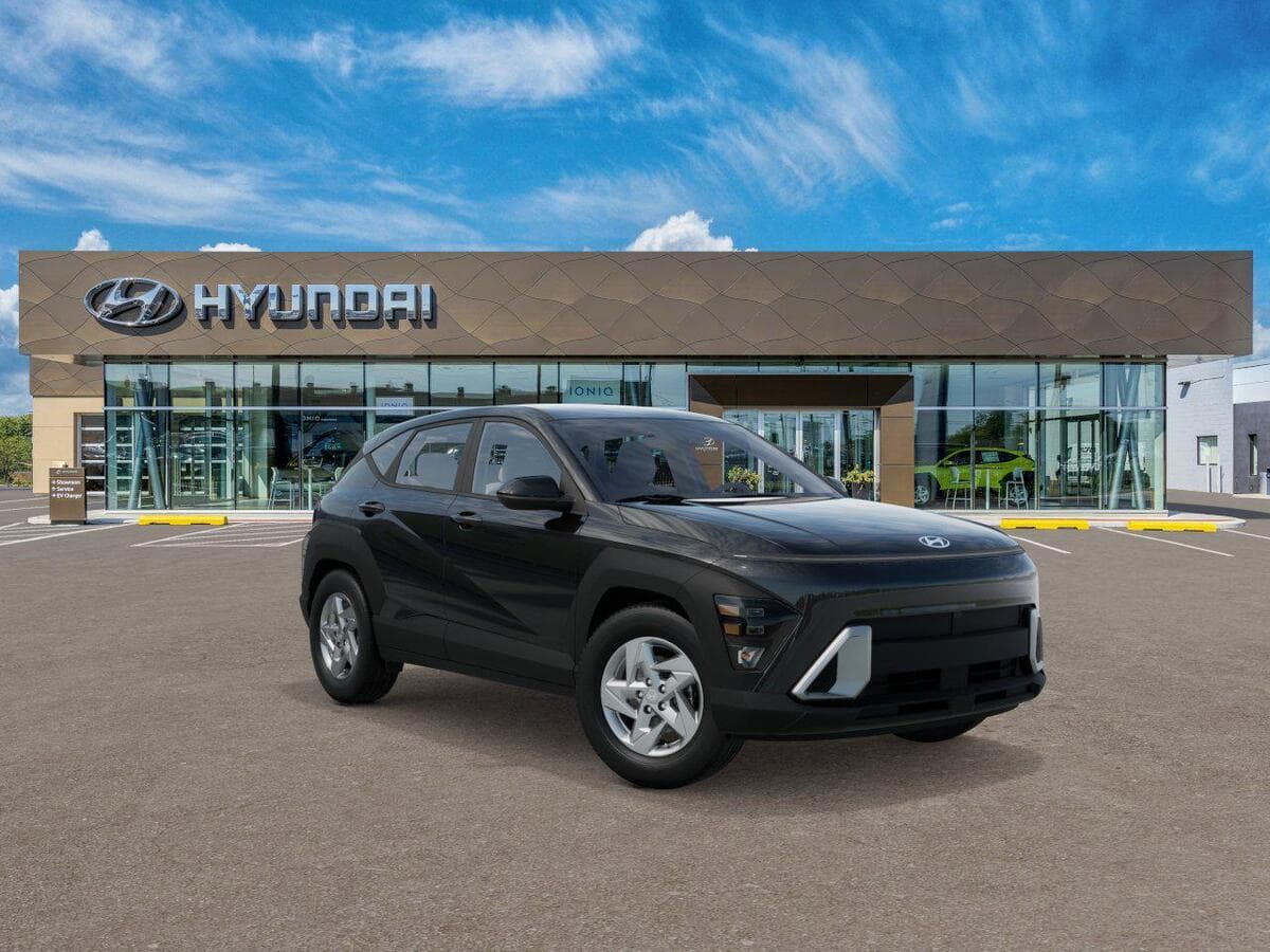 2027 Hyundai Kona Base — photo 1 of 16