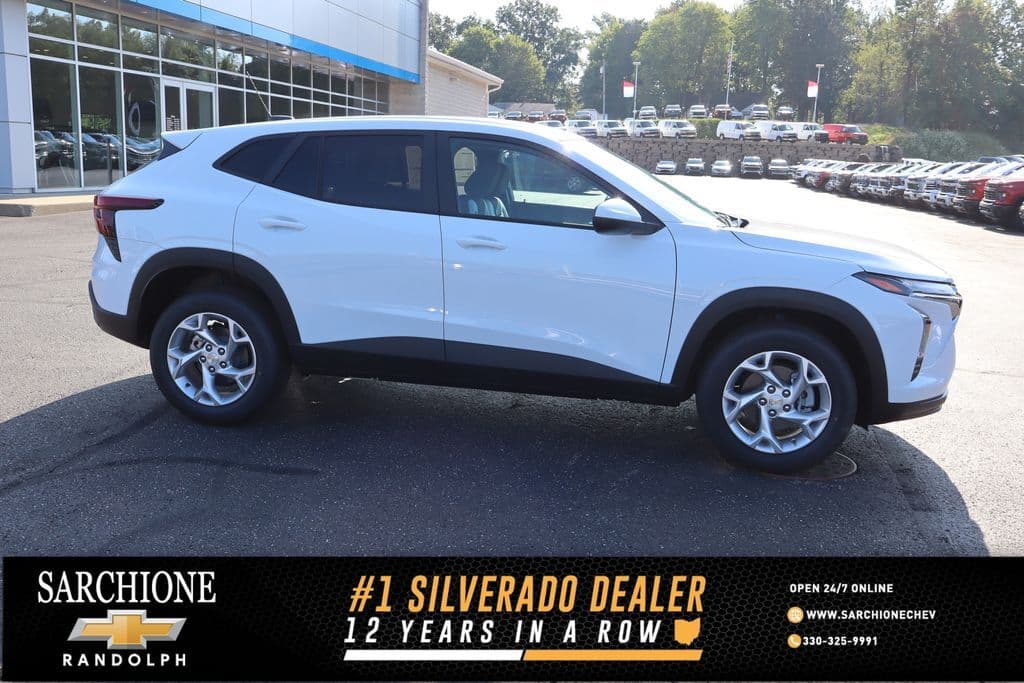2026 Chevrolet Trax LS — photo 1 of 26