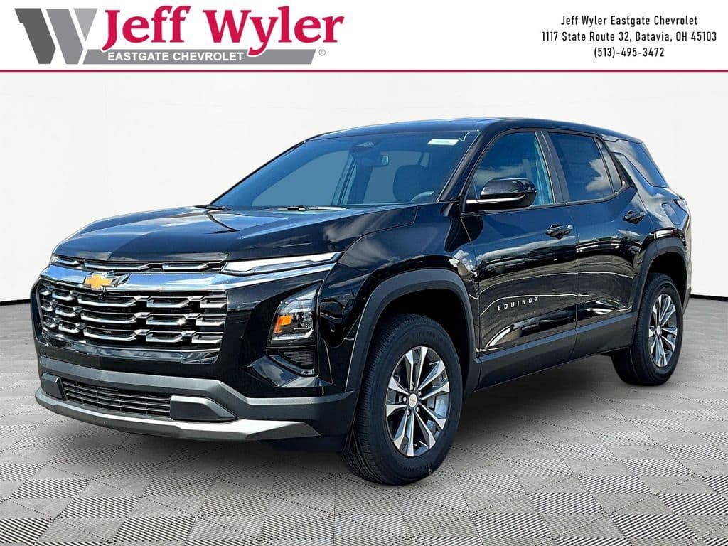 2027 Chevrolet Equinox FWD LT — photo 1 of 24
