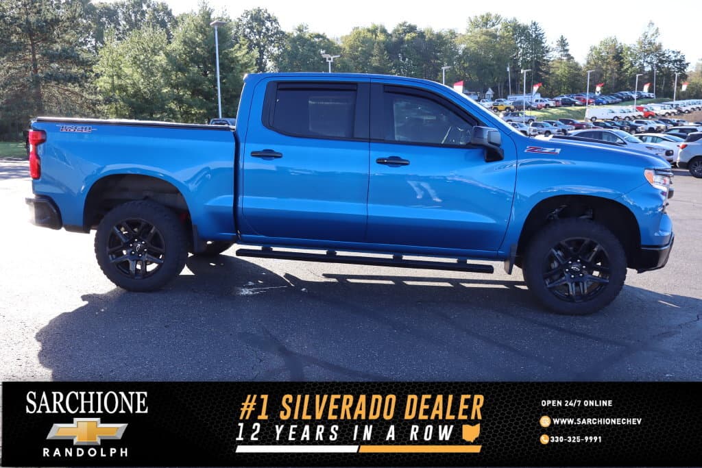 2024 Chevrolet Silverado 1500 LT Trail Boss — photo 1 of 4