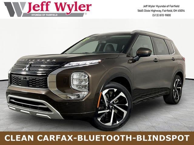 2022 Mitsubishi Outlander SEL — photo 1 of 39