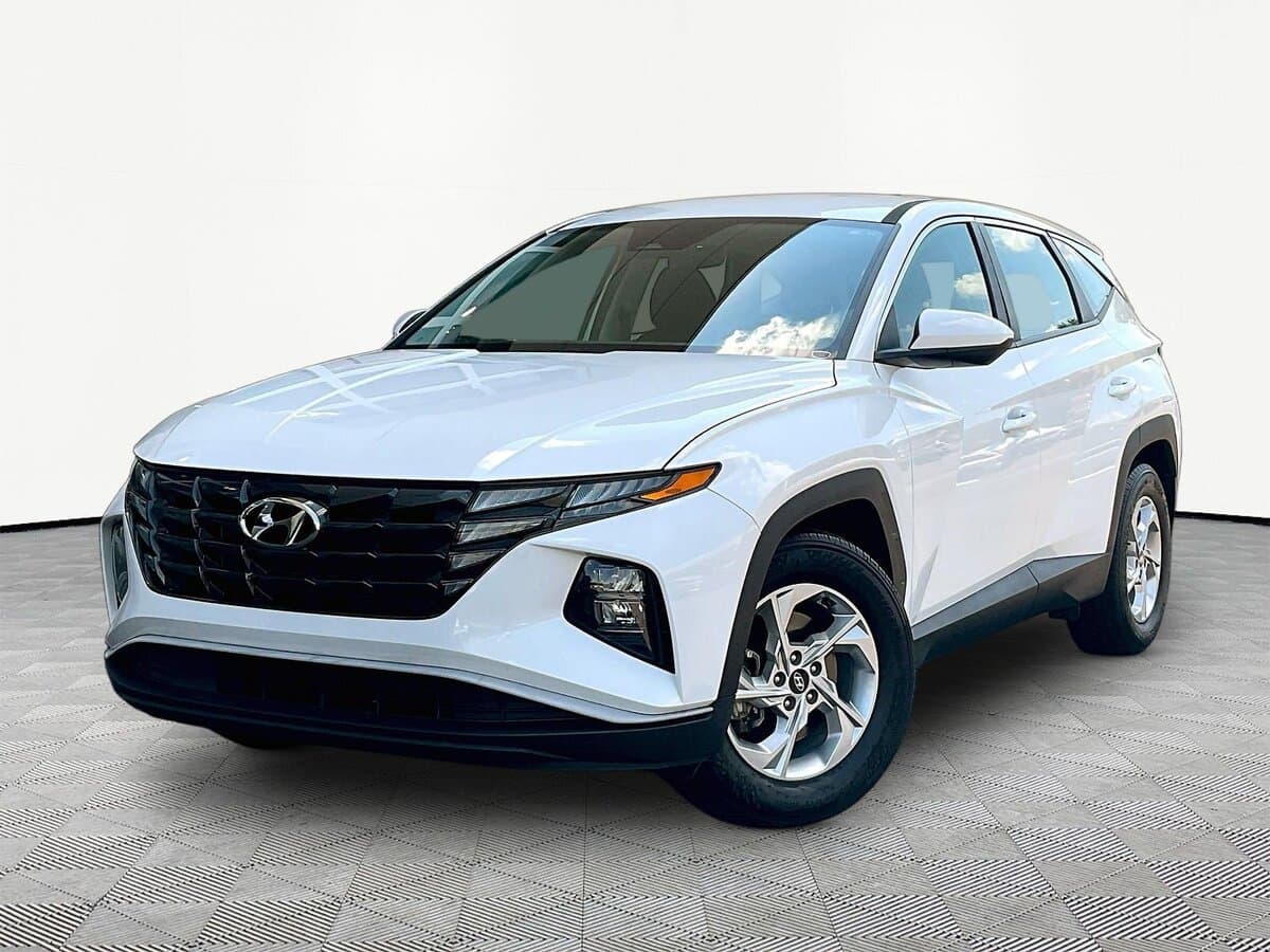 2024 Hyundai Tucson SE — photo 1 of 31