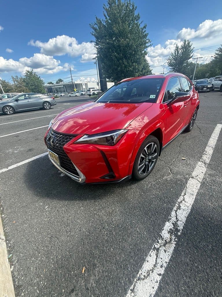 2023 Lexus UX UX 250h Premium — photo 1 of 3