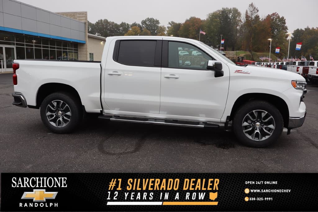2026 Chevrolet Silverado 1500 LT — photo 1 of 27