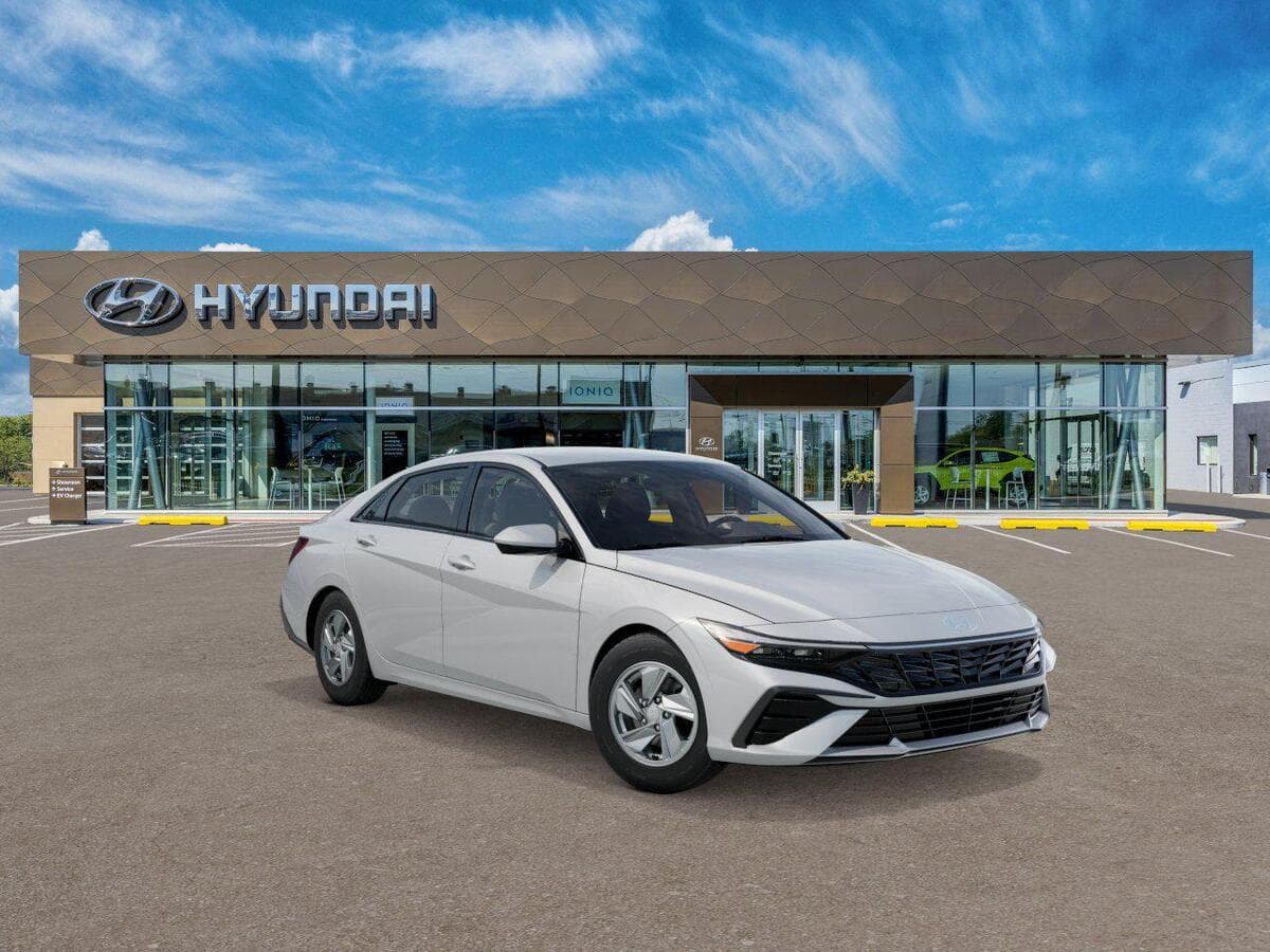 2026 Hyundai Elantra SE — photo 1 of 16
