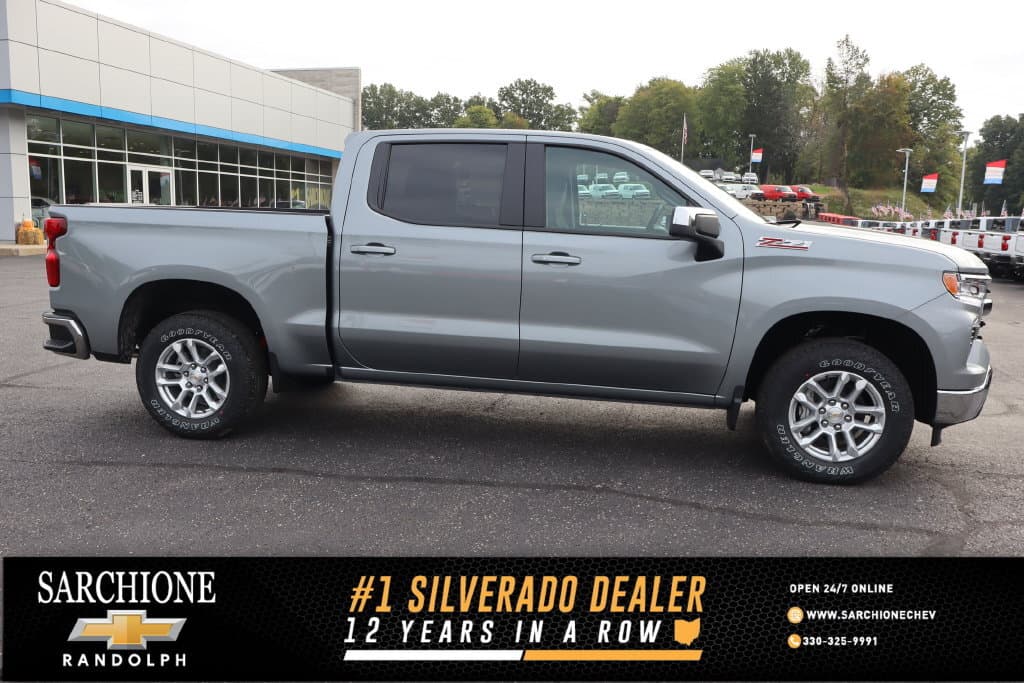 2026 Chevrolet Silverado 1500 LT — photo 1 of 28