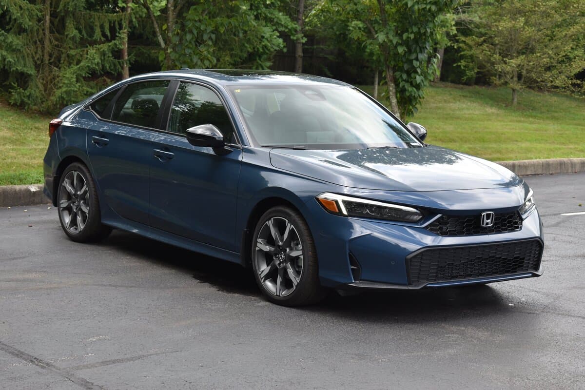2026 Honda Civic Sedan Hybrid Sport Touring — photo 1 of 27